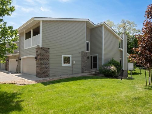 6777 W 82nd St, Bloomington, MN, 55438-1265 | Card Image