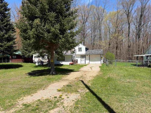 5644 Loranger Dr, Lake, MI, 48632-9218 | Card Image