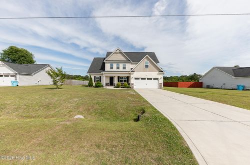 108 Easton Dr, Richlands, NC, 28574-8483 | Card Image