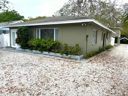 912 Druid Rd E, CLEARWATER, FL, 33756-5604 | Card Image