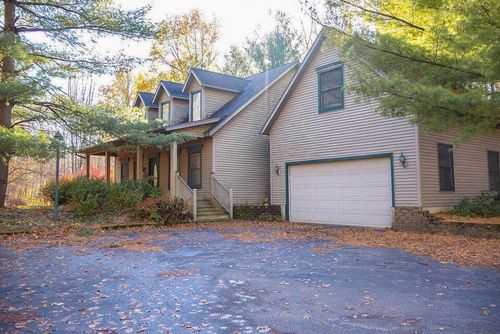 11760 Landon Rd, Baroda, MI, 49101-9787 | Card Image