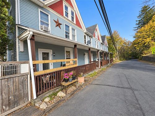 315-325-315 E Church Street, Slatington Boro, PA, 18080 | Card Image