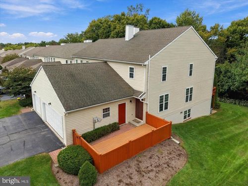 150 Treetops Dr, LANCASTER, PA, 17601-1749 | Card Image