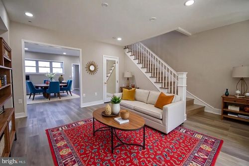 112 Lafayette Ave, DARBY, PA, 19023-4012 | Card Image