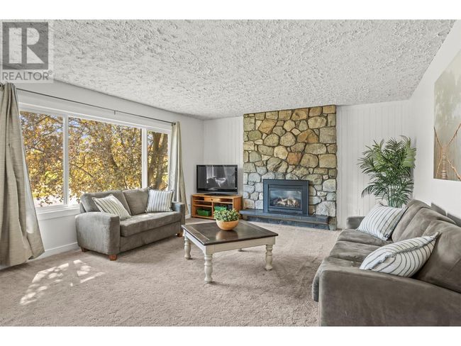 7708 Coldstream Creek Rd, House other with 4 bedrooms, 3 bathrooms and 2 parking in Coldstream BC | Image 15