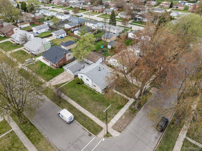 31209 Blair Dr, House other with 3 bedrooms, 2 bathrooms and null parking in Warren MI | Image 26