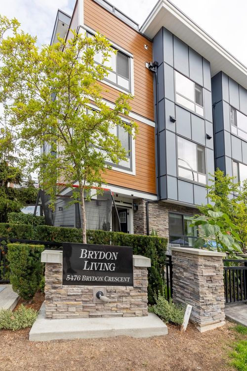 9-5476 Brydon Cres, Langley, BC, V3A0N7 | Card Image