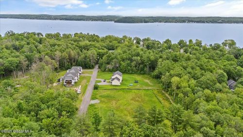 24 Locust Rd, Malta, NY, 12020-6211 | Card Image