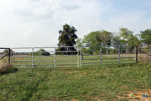 3223 Old Kelley Rd, Lockhart, TX, 78644 | Card Image