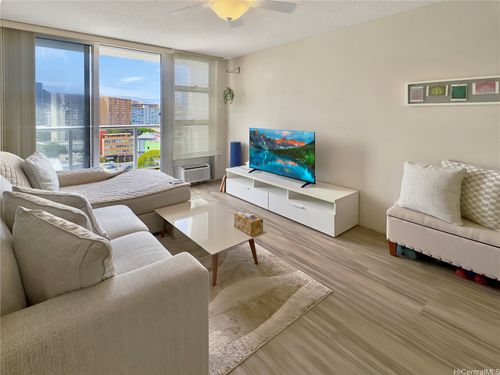 apt-1110-1315 Kalakaua Ave, Honolulu, HI, 96826-1945 | Card Image