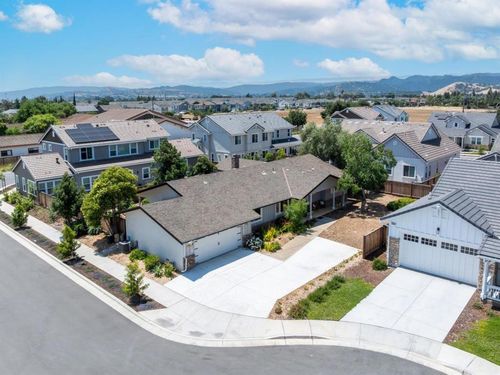 16925 Burgundy Ln, Morgan Hill, CA, 95037-4792 | Card Image