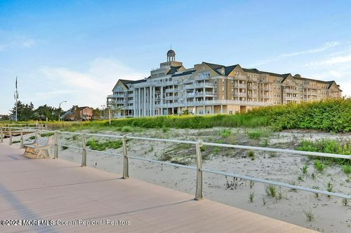 127-700 Ocean Ave, Spring Lake, NJ, 07762-3501 | Card Image