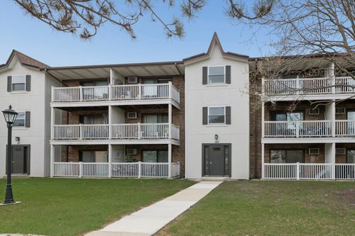 4-125 Gregory Street, Aurora, IL, 60504 | Card Image