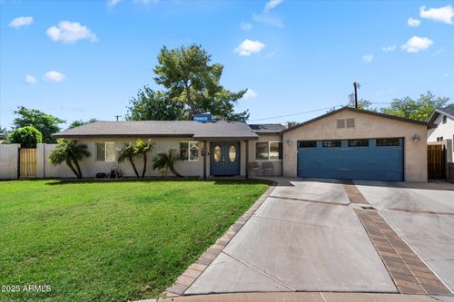 3818 N 32nd Pl, Phoenix, AZ, 85018-5001 | Card Image