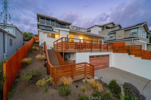 1378 Berwick Dr, Morro Bay, CA, 93442-1810 | Card Image