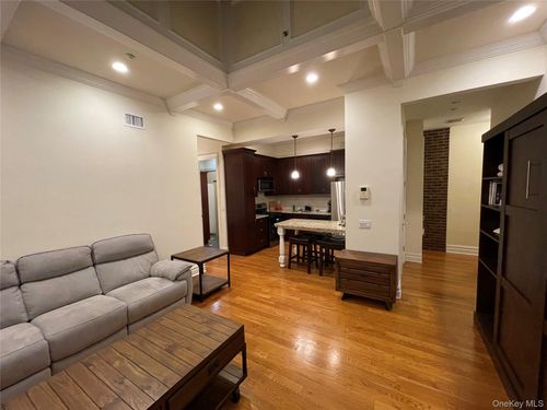 c-377 New York Ave, Huntington, NY, 11743-3683 | Card Image