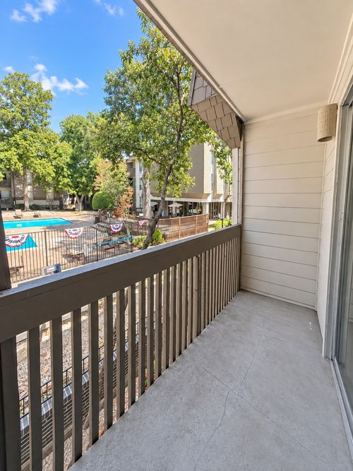 254-4859 Cedar Springs Rd, Dallas, TX, 75219-1291 | Card Image