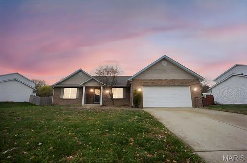 984 Northwestern Ave, Fairview Heights, IL, 62208-3798 | Card Image