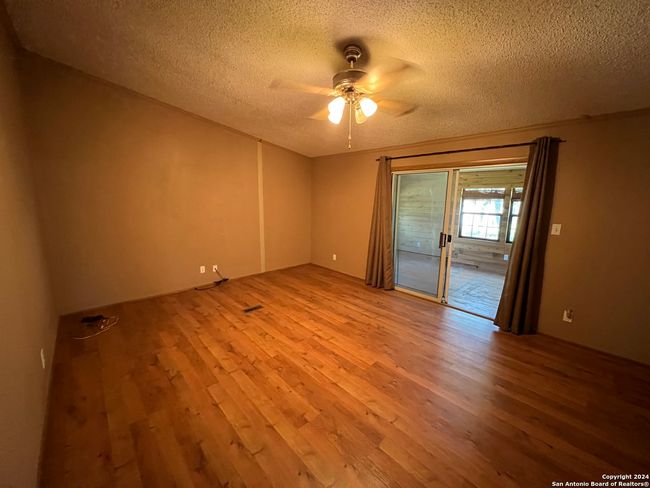 2071 Rolling River Vw, House other with 3 bedrooms, 2 bathrooms and null parking in Spring Branch TX | Image 33