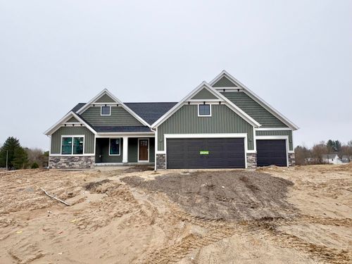 8326 Kettle Hill Ct Se, Alto, MI, 49302-8212 | Card Image