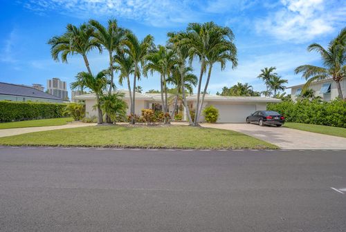 1211 Bimini Ln, Riviera Beach, FL, 33404-2770 | Card Image