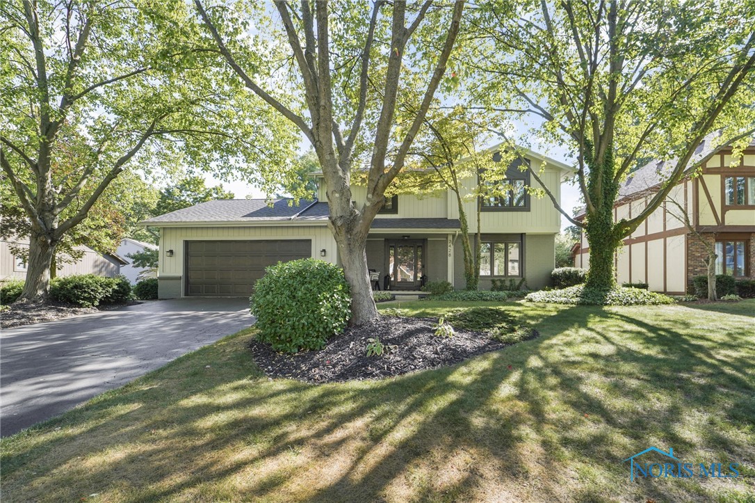 Notting Hill Rd, Toledo, OH 43617