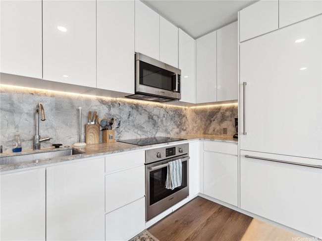 APT-4112 - 987 Queen St, Condo with 1 bedrooms, 1 bathrooms and 1 parking in Honolulu HI | Image 6