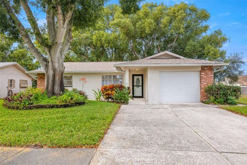 142 Stafford Cir, PALM HARBOR, FL, 34684-2200 | Card Image