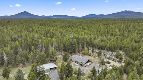 137240 Mohawk Dr, Crescent, OR, 97733 | Card Image