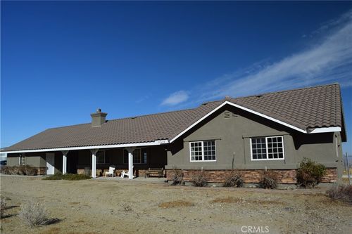 10435 Cima Mesa Rd, Juniper Hills, CA, 93543-3662 | Card Image