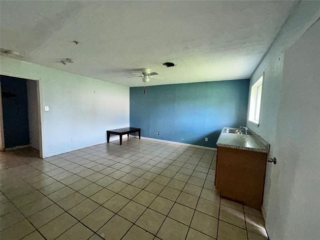 B3-1st Apt | Image 34