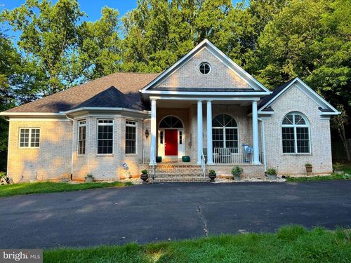 10408 Marbury Rd, OAKTON, VA, 22124-1620 | Card Image