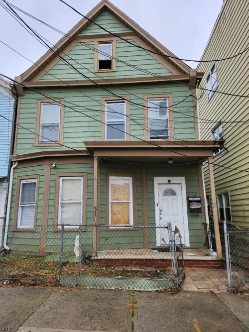 31 Highland Ave, Passaic, NJ, 07055-7204 | Card Image