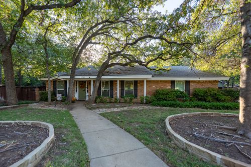 1731 Park Ridge Terrace, Arlington, TX, 76012 | Card Image