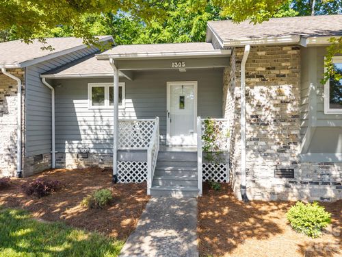 1305 Wellington Hills Cir, Salisbury, NC, 28147-7968 | Card Image