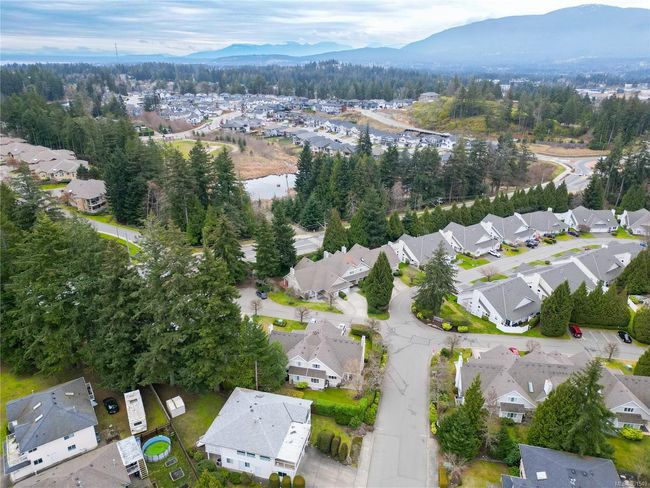5274 Arbour Cres, Townhouse with 3 bedrooms, 2 bathrooms and 1 parking in Nanaimo BC | Image 45