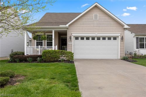 4248 Meadow Lark Dr, Lorain, OH, 44053-1480 | Card Image