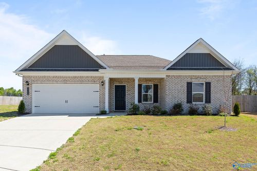 20409 Brook Valley Dr, Athens, AL, 35611-6390 | Card Image