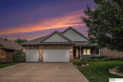 829 S 183rd St, Elkhorn, NE, 68022-6601 | Card Image
