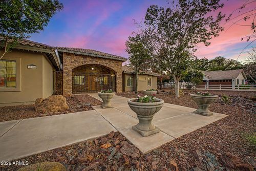 17807 W Stella Ln, Waddell, AZ, 85355-9642 | Card Image