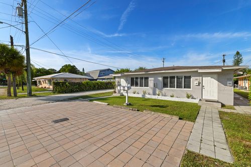 413 Se 23rd St, Fort Lauderdale, FL, 33316 | Card Image