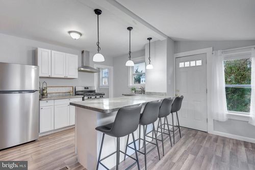 504 Capitol Heights Blvd, CAPITOL HEIGHTS, MD, 20743-2953 | Card Image