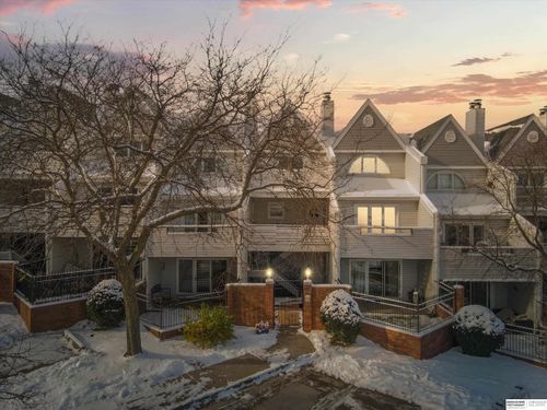 apt-3-104 S 37th St, Omaha, NE, 68131-3149 | Card Image