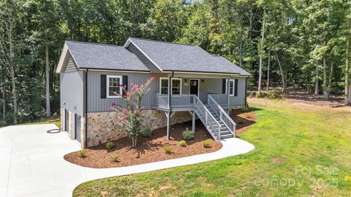 27-2349 Ellen St, Granite Falls, NC, 28630-8821 | Card Image
