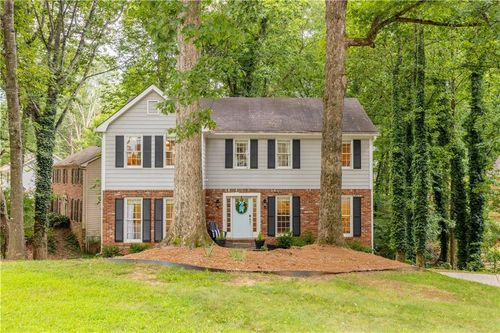 300 Spring Ridge Dr, Roswell, GA, 30076-2614 | Card Image