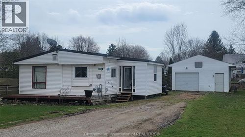 252 Queen St, Highgate, ON, N0P2C0 | Card Image
