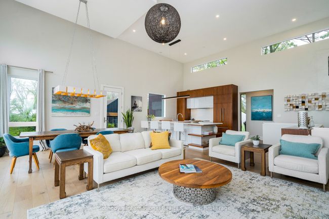 2566 5 Th Line, House other with 4 bedrooms, 3 bathrooms and 4 parking in Creemore ON | Image 9