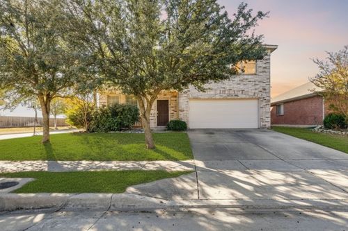 301 Turquoise Dr, Fort Worth, TX, 76131-3706 | Card Image