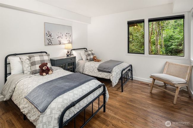 Bedroom #3 | Image 29