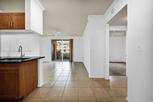 103-garage-6565 Emerald Dunes Dr, West Palm Beach, FL, 33411-2774 | Card Image